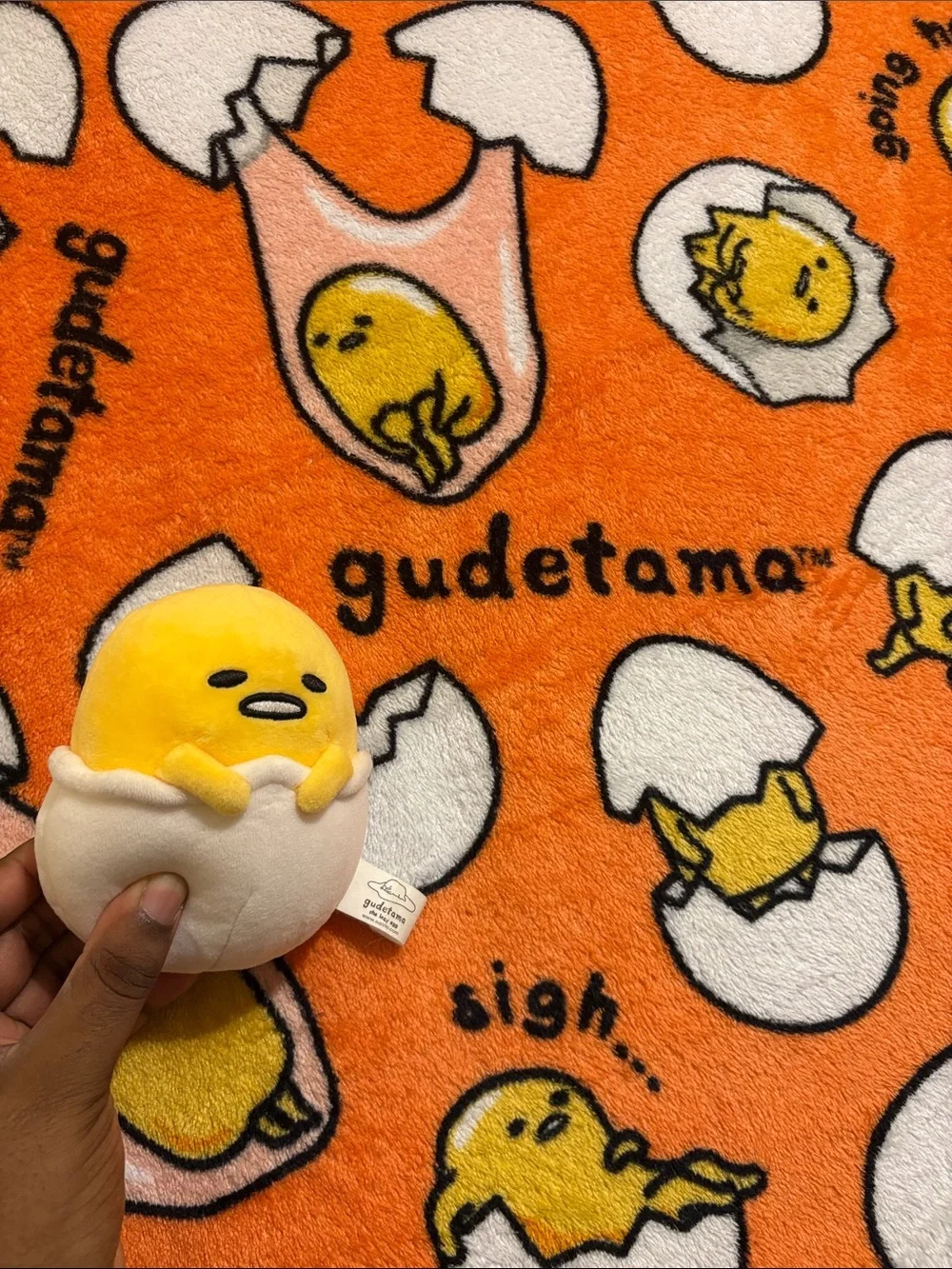 Gudetama the Lazy Egg Plush w/ Gudetama Blanket
